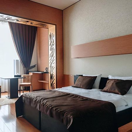 Bayil Breeze Hotel & Restaurant Baky Esterno foto