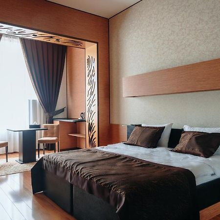 Bayil Breeze Hotel & Restaurant Baky Esterno foto