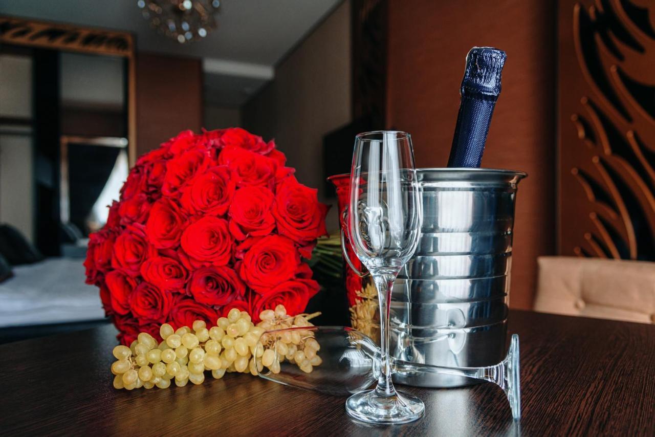 Bayil Breeze Hotel & Restaurant Baky Esterno foto